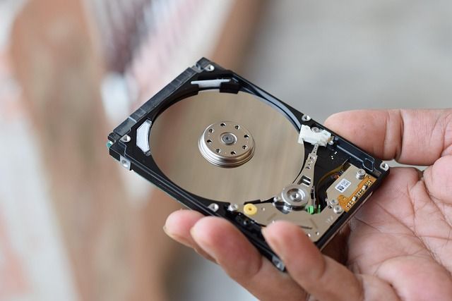 Data connector
